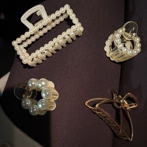 BN Elegant Pearl and Gold Hair Clip Set